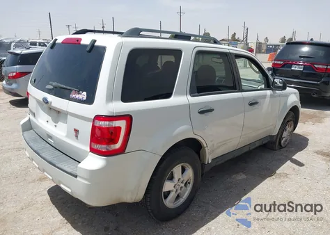 2012 Ford Escape Xlt z USA, uszkodzony, nr VIN 1FMCU0D73CKC82695